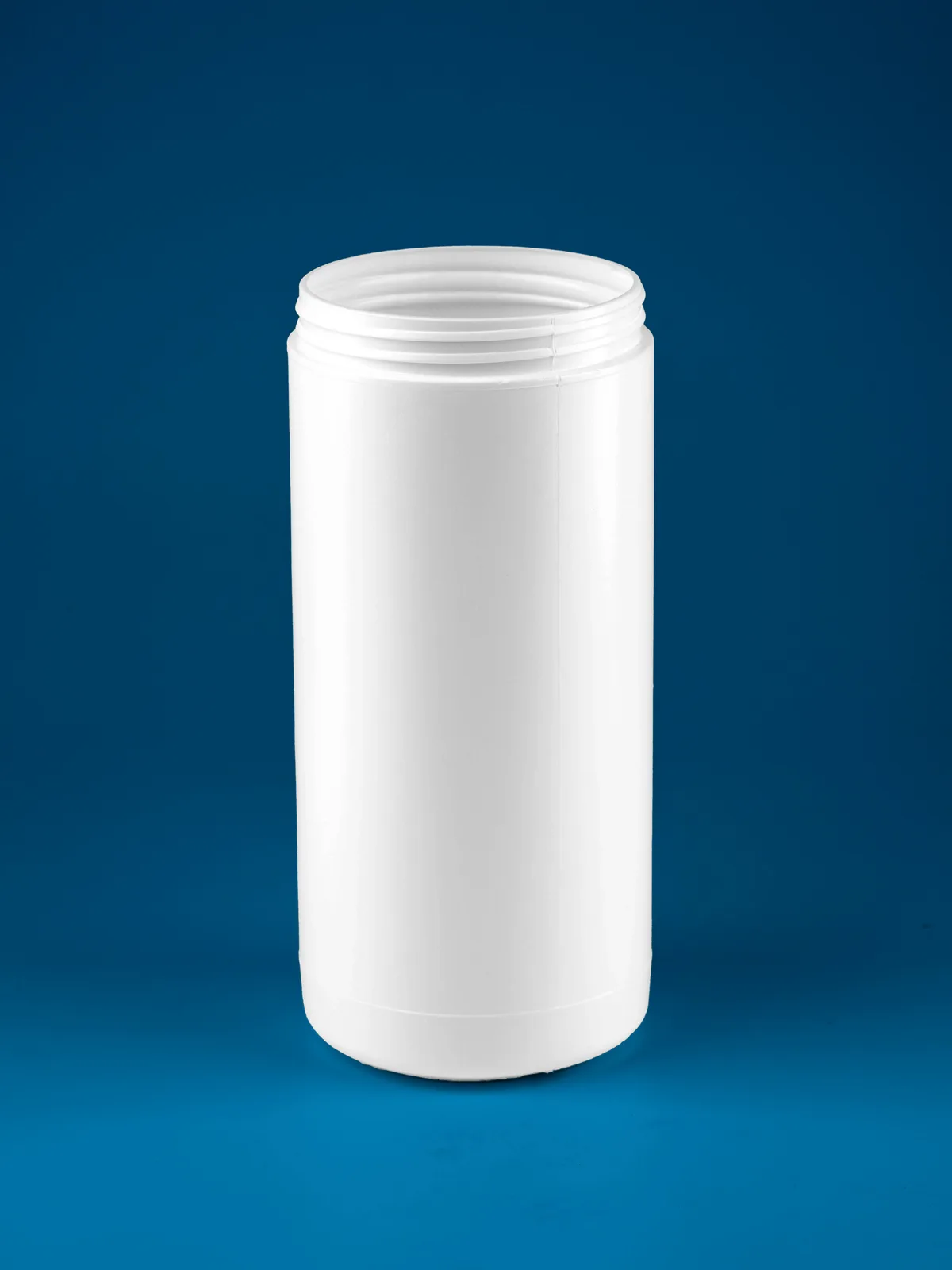 J1000 plastic container