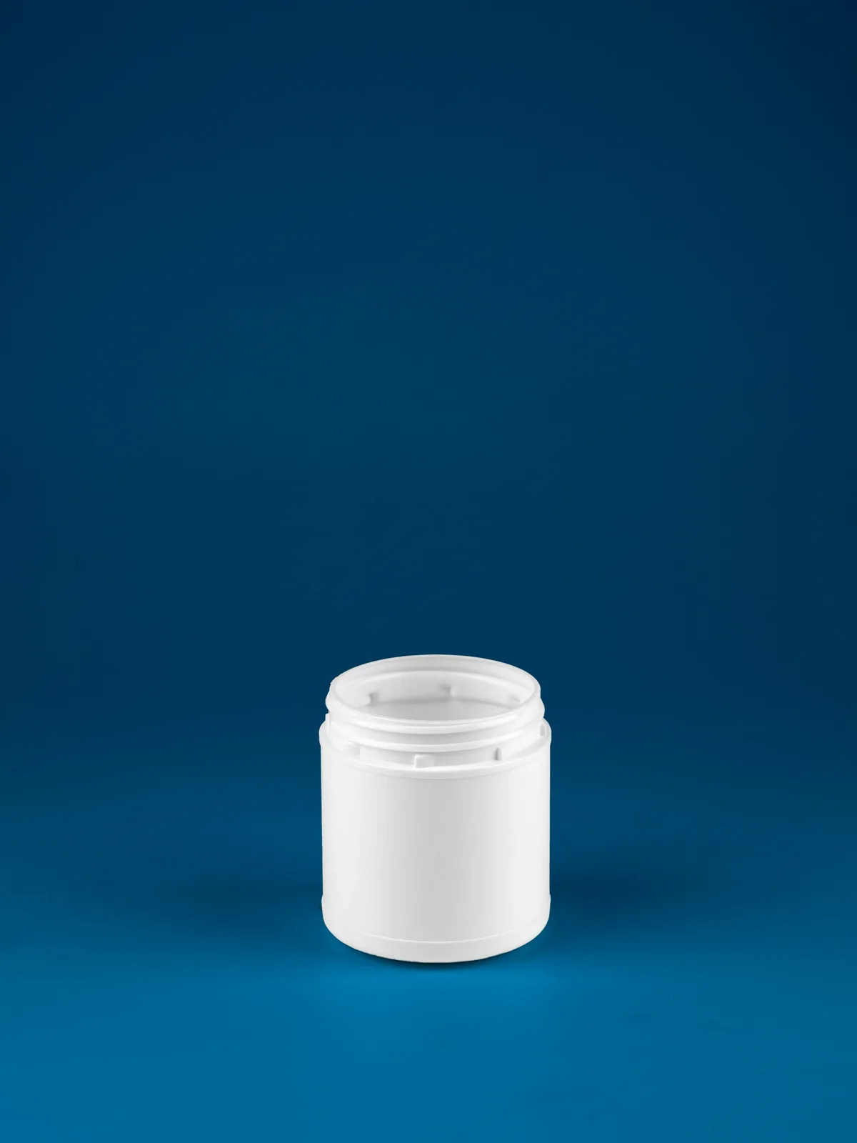 JT100 plastic container