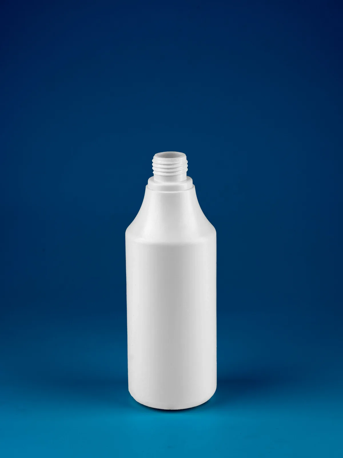 R528 plastic container