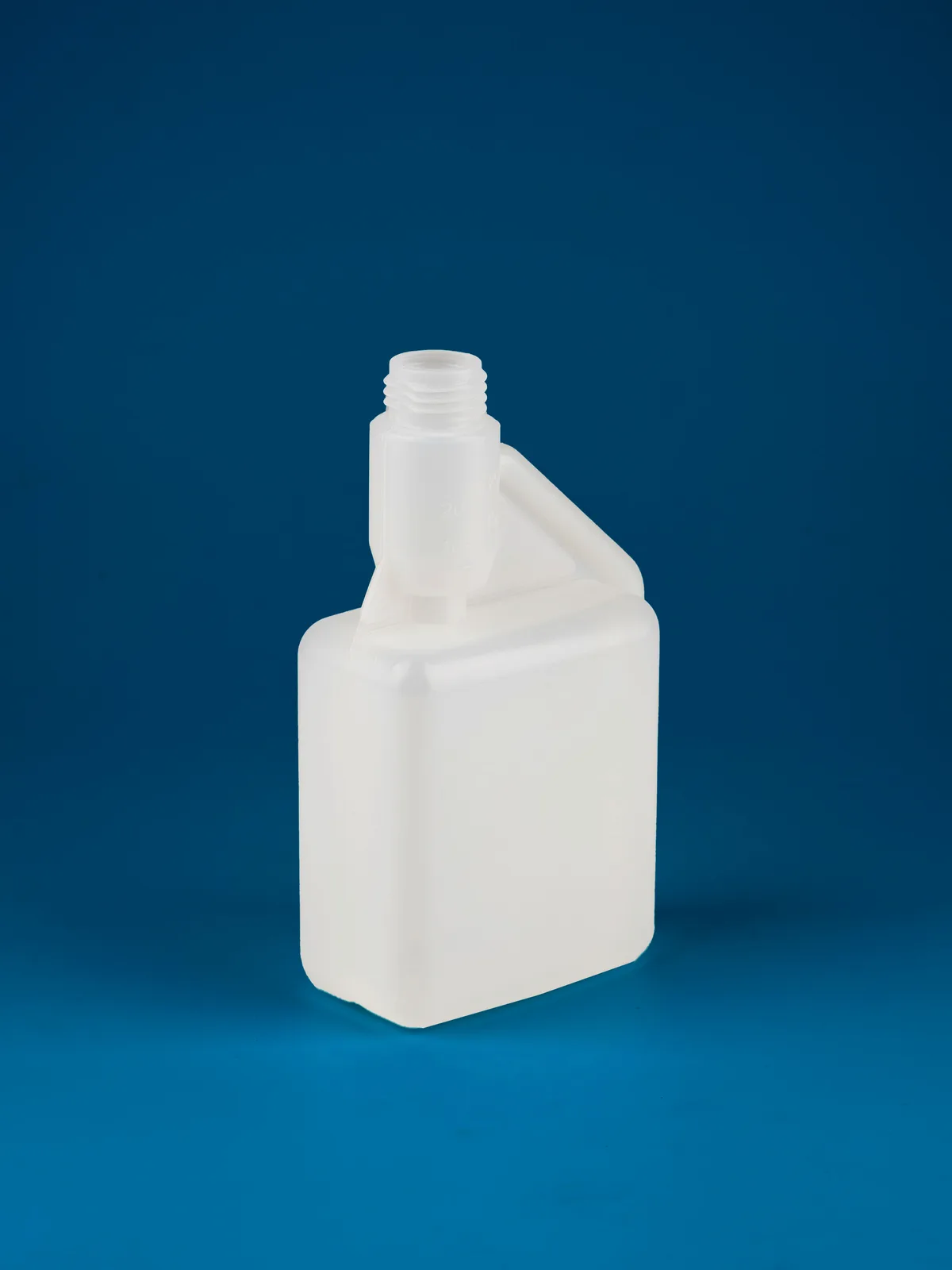SKN500 plastic container